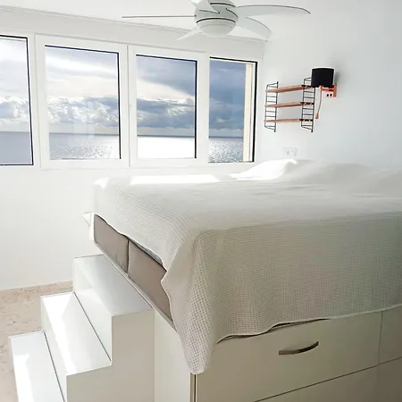 Spectacular Sea Views, Don Gustavo Apartment Benalmádena